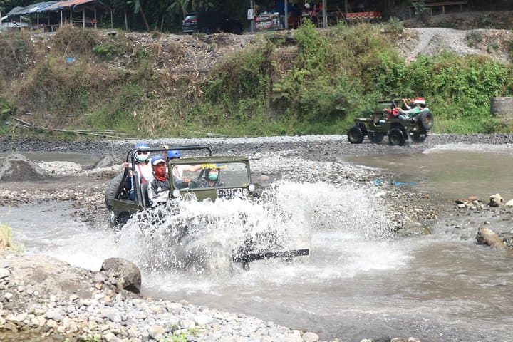 Yogyakarta Day Tour: Borobudur, Merapi Lava Jeep & Prambanan in One Day photo 2