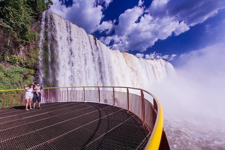 Full Day Iguassu Falls Both Sides: Devil's Throat & Upper and Lower Circuits photo 4