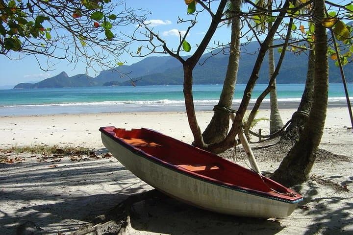 Lopes Mendes Beach Trek from Abraão — Ilha Grande Day Trip to Pristine Sand and Surf photo 2