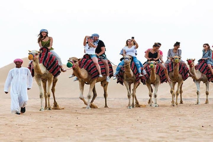 Red Dune Desert Safari: Sunset 4x4 Adventure & Bedouin Camp in Dubai photo 2