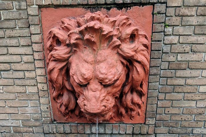 Private Tour of Savannah's Historic Squares, Victorian District & Bonaventure Cemetery photo 4
