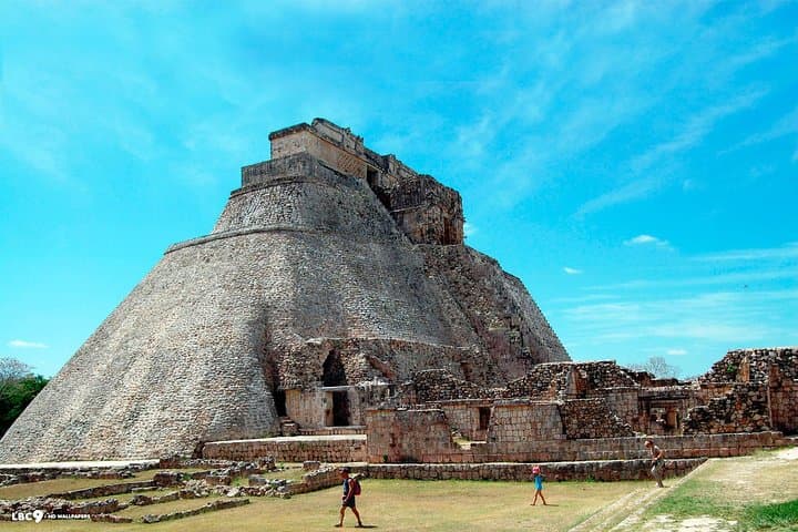 Yucatan Express Private Tour: Chichen Itza, Ek Balam, Uxmal & Valladolid