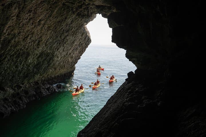 Sesimbra Kayak Adventure: Paddle Caves & Cliffs in Arrábida Natural Park photo 6