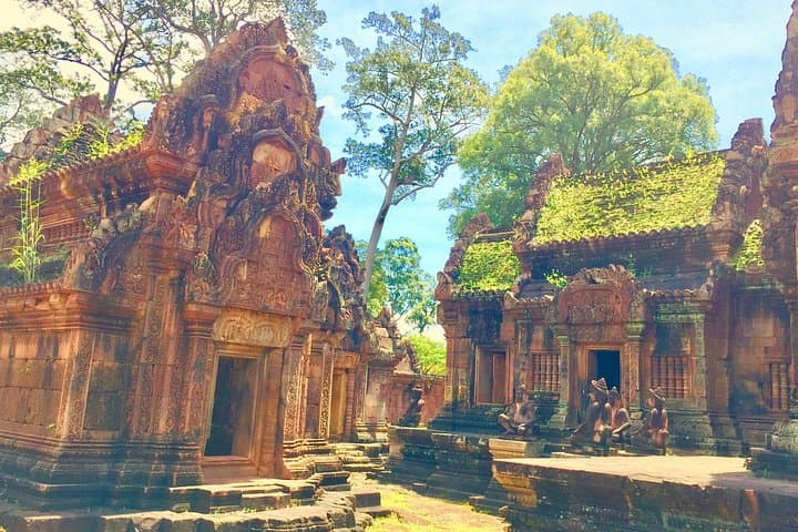 Angkor Grand Tour — Banteay Srei, Pre Rup & Ta Som Pink Sandstone Route photo 1