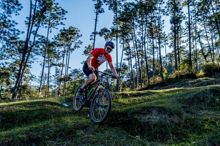 Las Tierras Altas Lujo: Antigua 30km Mountain Bike Through Coffee, Pine & Ancient Trails photo 2