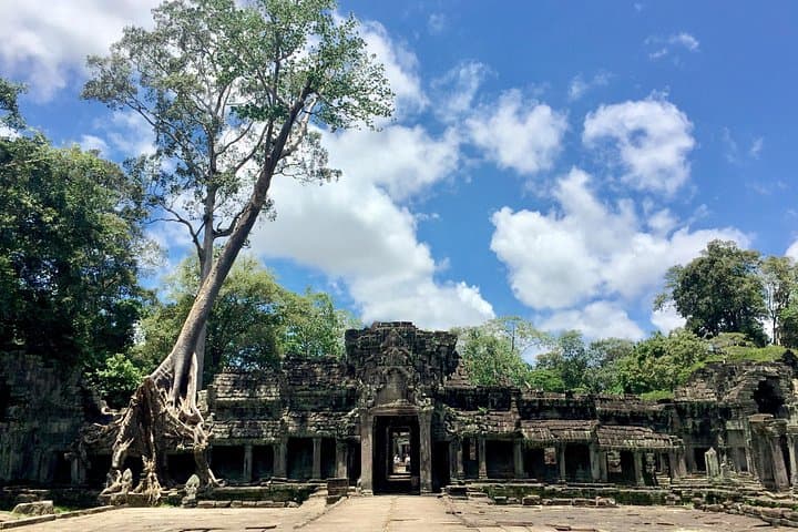 Angkor Grand Tour — Banteay Srei, Pre Rup & Ta Som Pink Sandstone Route photo 4