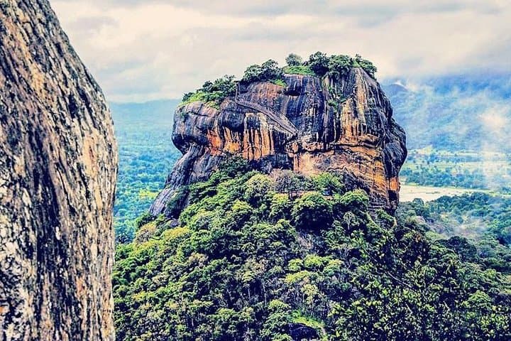 Sigiriya and Dambulla Day Tour from Colombo — Climb Lion Rock & Explore Dambulla Cave Temple photo 3