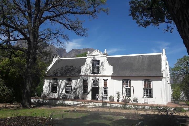 Stellenbosch Afternoon Wine and Chocolate Tour from Cape Town: Oaks, Cape Dutch Streets, and Pinotage photo 6