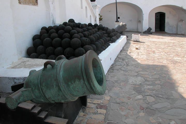 Takoradi Shore Excursion: Kakum Canopy Walk, Market Visit & Cape Coast Castle Day Tour photo 4