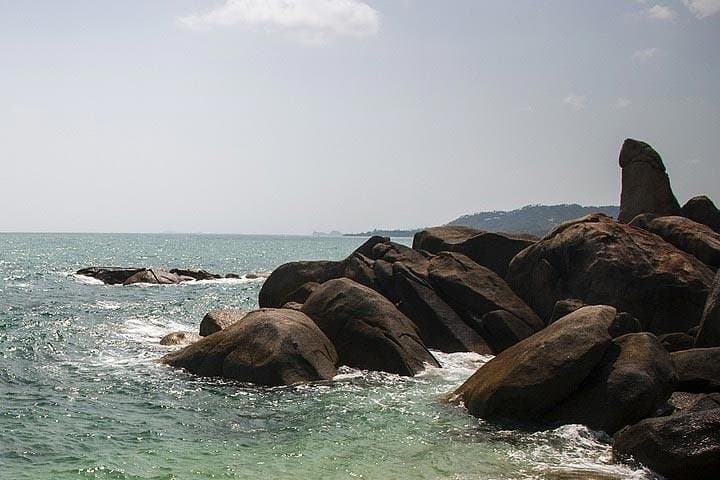 Koh Samui Round-Island Sightseeing: Big Buddha, Hin Ta Hin Yai & Namuang Waterfall photo 4