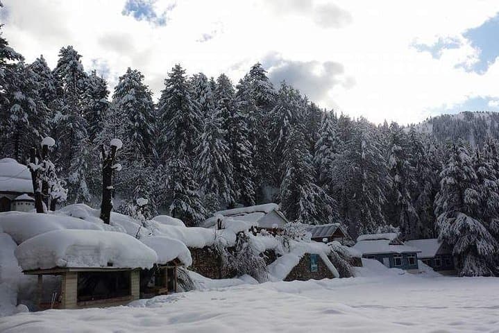 5-Day Naran & Shogran Tour: Saiful Muluk, Babusar Top & Kaghan Valley Highlights photo 3