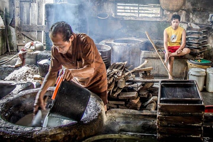 Village Tour at Borobudur: Pottery, Tofu Making & Local Life