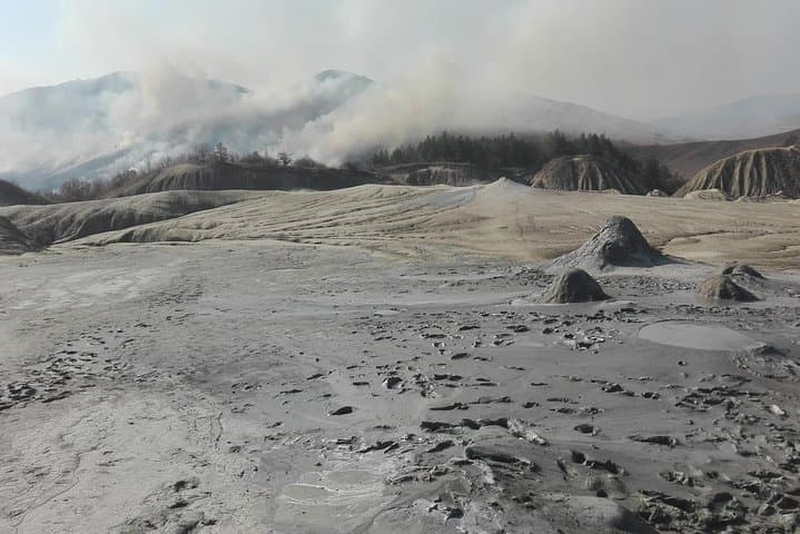 Salt Mine and Berca Mud Volcanoes Day Trip from Bucharest