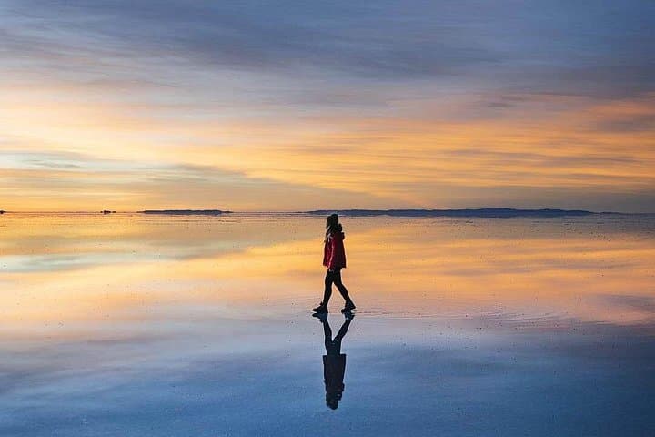 Salar de Uyuni Day Tour — Incahuasi Island & Sunset 4x4 Small-Group Experience photo 3