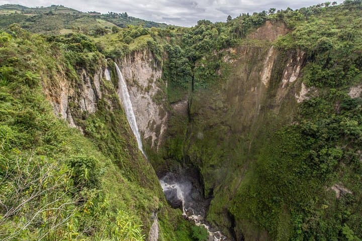 3-Day San Agustín Archaeological Park Adventure from Bogotá: Ruins, Waterfalls & Coffee Trails photo 4