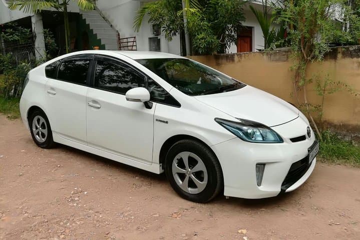 Colombo Airport to Heritage Ambepussa Private Transfer — Smooth 1–1.5 Hour Ride from CMB photo 2