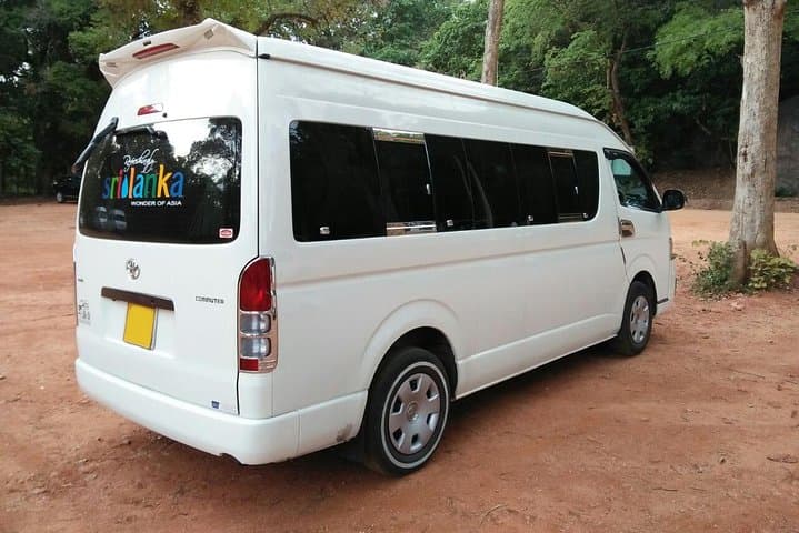 Colombo Airport to The Hermitage Kandy Private Transfer — 3–3.5 Hour Door-to-Door Service photo 4