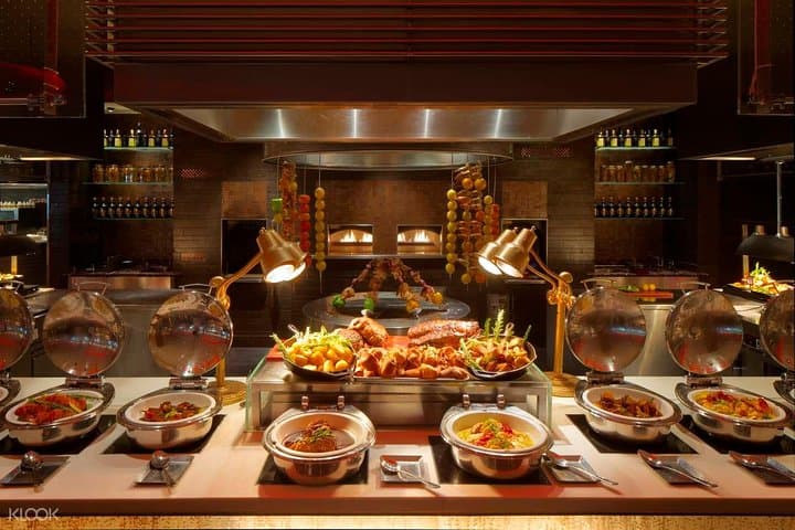 Dinner at Atlantis The Palm Jumeirah: Luxury Buffet & Waterfront Dining in Dubai photo 3