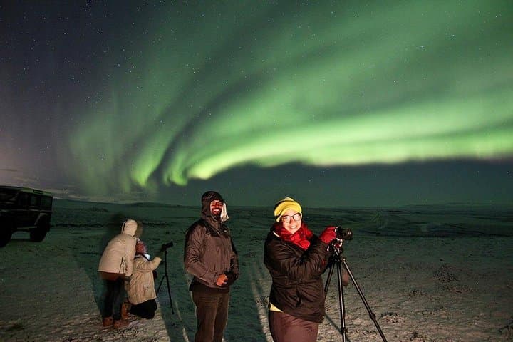 Private Northern Lights Super‑Jeep Experience from Reykjavík — Photos, Hot Chocolate & Expert Guide photo 3