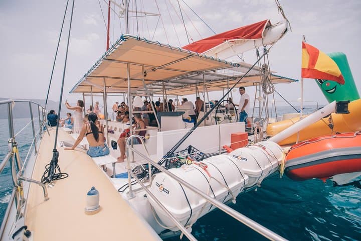 day-sail-la-graciosa-catamaran-swim-kayak-from-lanzarote photo 3