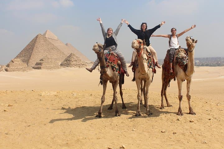 Full-Day Private Tour: Pyramids of Giza, Saqqara, Memphis & Dahshur photo 3
