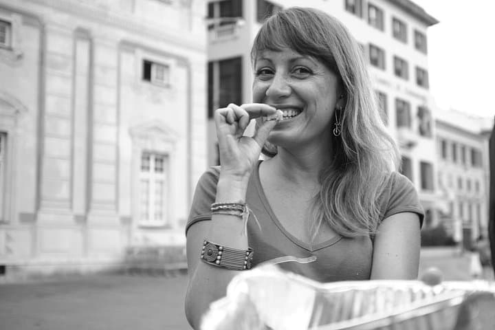 E‑Bike Tour in Genoa: Harbor Routes, Medieval Alleys & Boccadasse photo 3