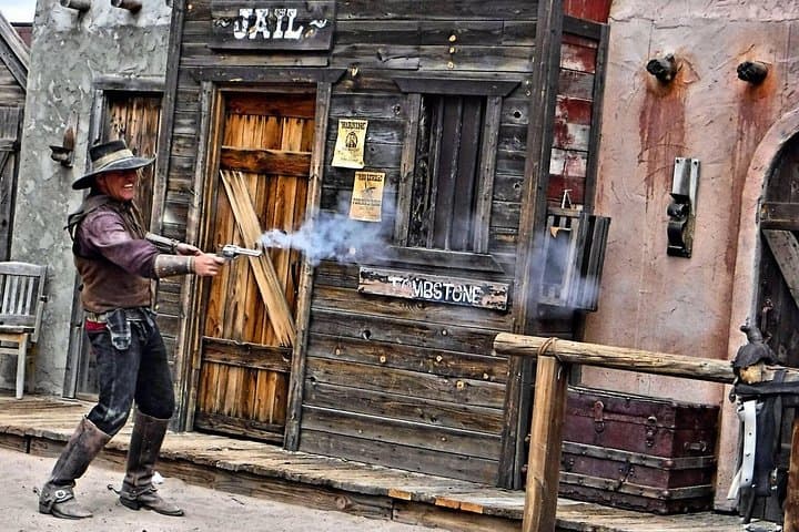 Live Old West Gunfight Show in Tombstone — Tickets, Times & Visitor Tips photo 1