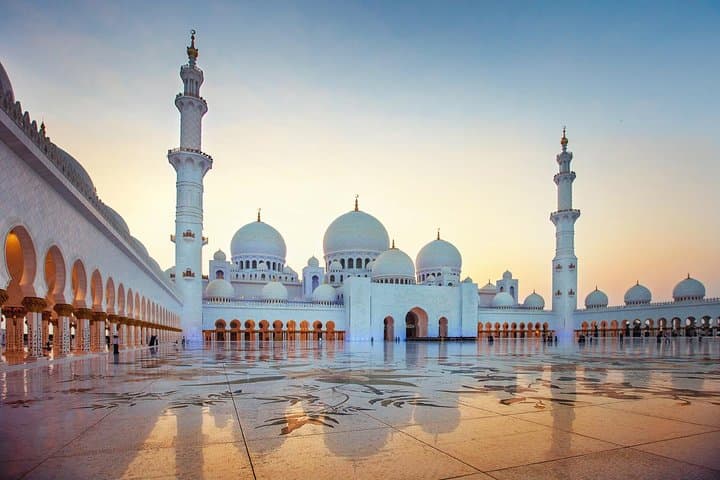 Premium Abu Dhabi Half-Day Tour from Dubai — Sheikh Zayed Mosque & City Highlights photo 3
