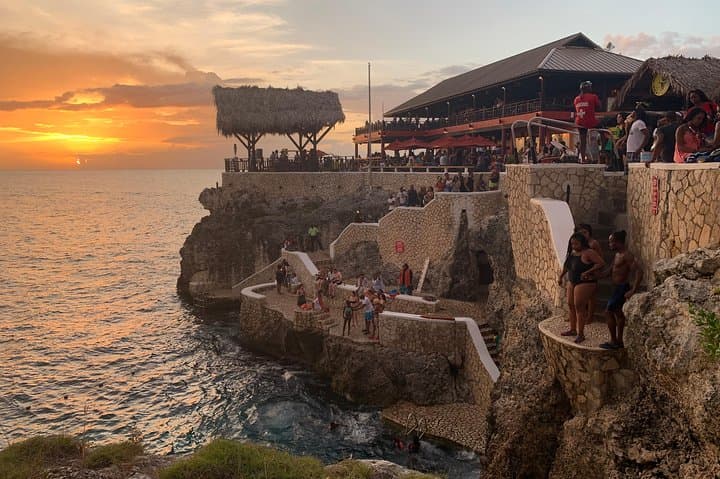 Negril Cliff Jumping & Sunset Experience at Rick's Cafe photo 3