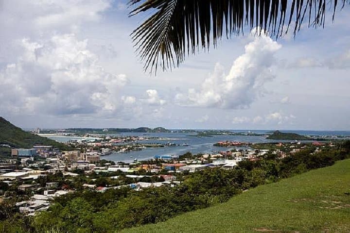 Private St Maarten Island Sightseeing Tour: Philipsburg to Marigot photo 3