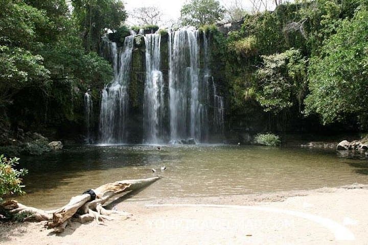 Guanacaste Waterfalls Tour: Llano de Cortez, Oropendola & Poza Los Coyotes photo 1