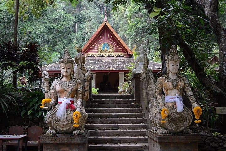 Doi Suthep Monks Trail: Early-Morning Alms Offering Hike in Chiang Mai photo 5
