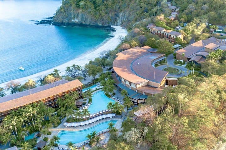 Private Shuttle From Liberia Airport to Four Seasons Resort Costa Rica: Fast, Reliable Transfer
