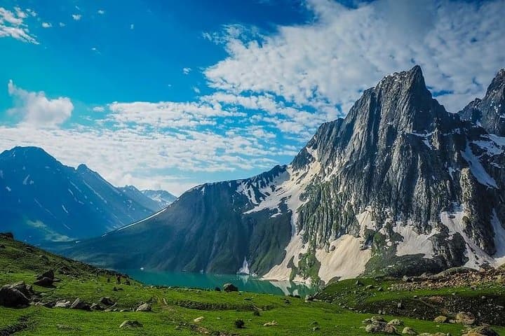 6-Day Nainital Haridwar Rishikesh Mussoorie Tour — Lakes, Ganges Ghats & Hill Roads photo 3