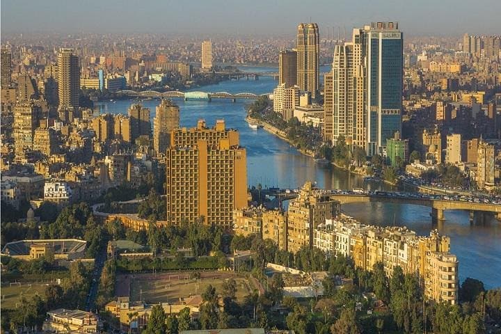 Cairo Day Trip from Hurghada: Giza Pyramids & Egyptian Museum by Flight