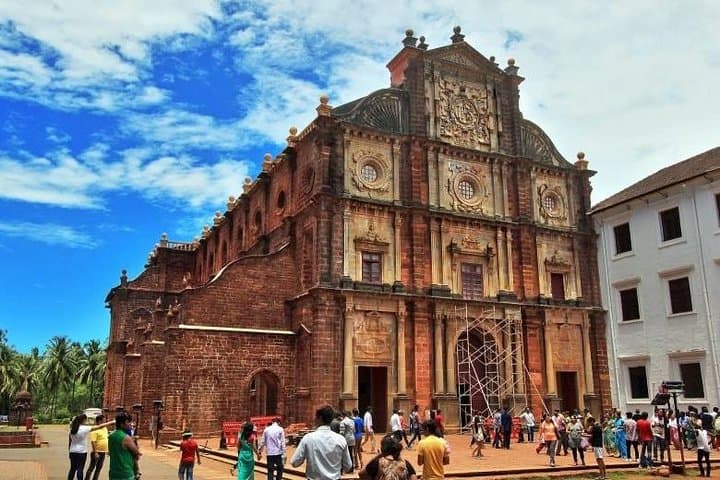 Full-Day Goa Shore Excursion: Temples, Spice Plantation & Panjim Heritage Walk