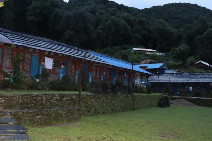 Mardi Himal Base Camp Trek — 5-Day Sunrise Trek from Pokhara photo 2