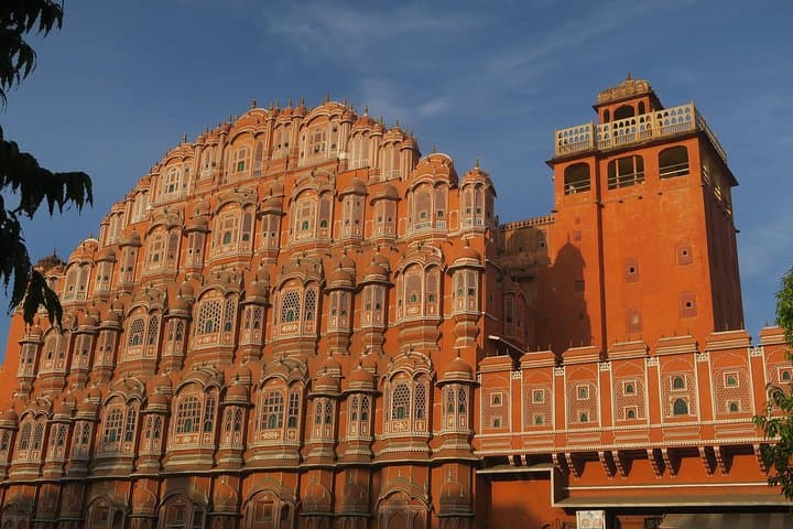 Fast Train to the Taj: Agra & Jaipur Two-Day Private Trip from Delhi