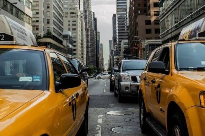 Four-Hour Private NYC Highlights Tour — Up to 5 People photo 2