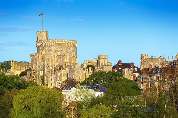 Windsor Castle, Stonehenge & Oxford Day Trip from London — Historic Highlights in One Day photo 5