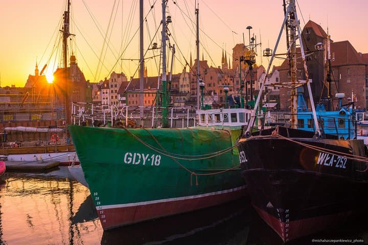 Private Walking Tour of Gdansk Old Town: 2-Hour Royal Way & Historic Sights