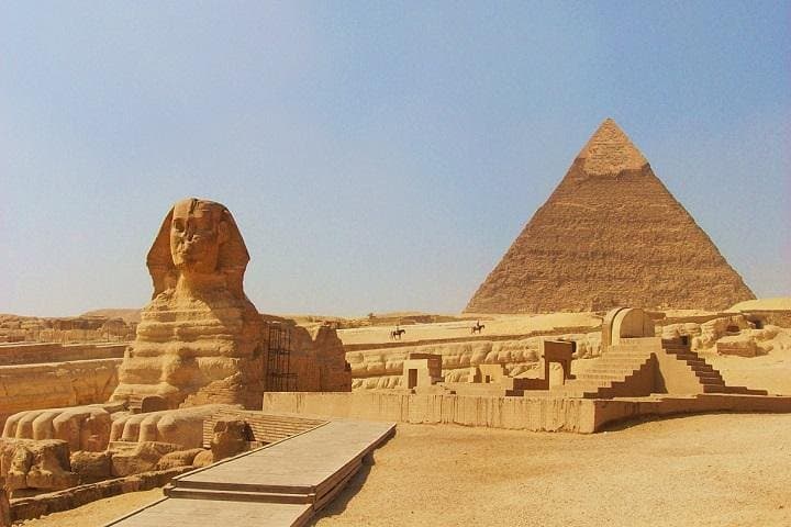 Cairo Day Trip from Sharm El Sheikh — Giza Pyramids & Egyptian Museum photo 2