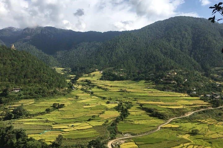 9-Day Authentic Bhutan Tour: Paro, Thimphu & Tiger's Nest Hike photo 4