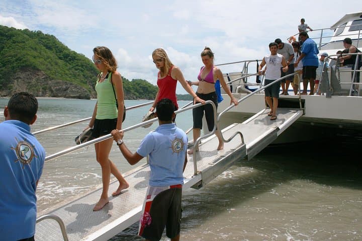 Tortuga Island Cruise from Puntarenas: Day Trip to Isla Tortuga photo 5