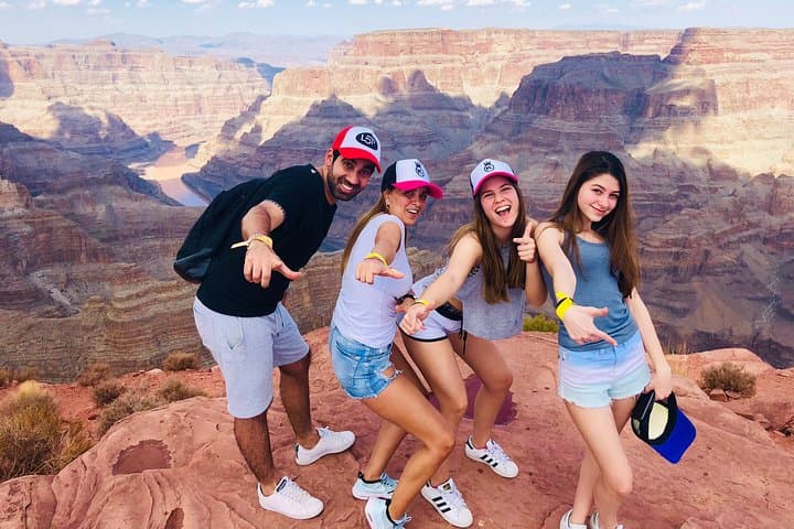 Grand Canyon West Skywalk & Hoover Dam Day Tour from Las Vegas (Spanish Guide) photo 4