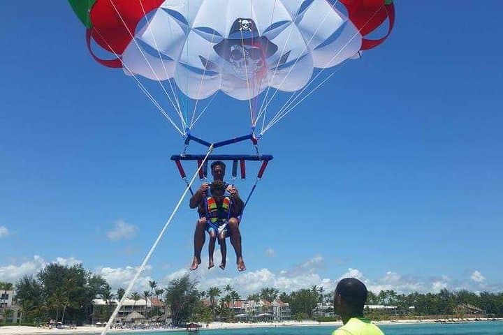 Sky-High Parasailing Over Playa Bibijagua — 15-Minute Flight in Punta Cana photo 3