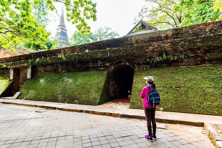 Chiang Mai Night Tour: Wat Umong & Doi Suthep After Dark photo 5