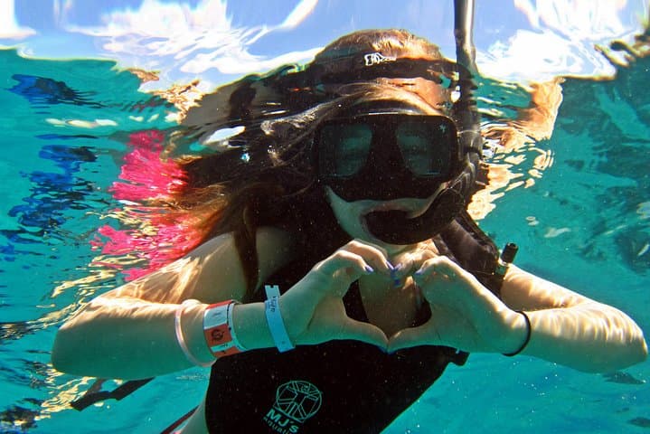 Snorkel Chankanaab Beach Park: Cozumel Day Pass with Guided Snorkeling