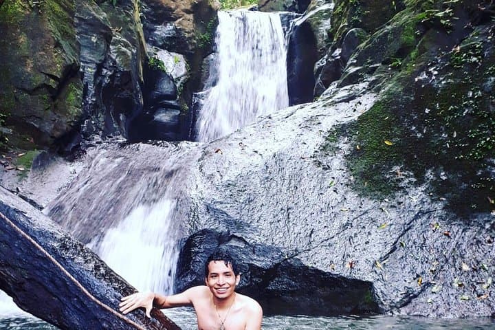 Panama Jungle Tour: Monkey Trails, Waterfalls & Pipeline Road Adventure photo 5