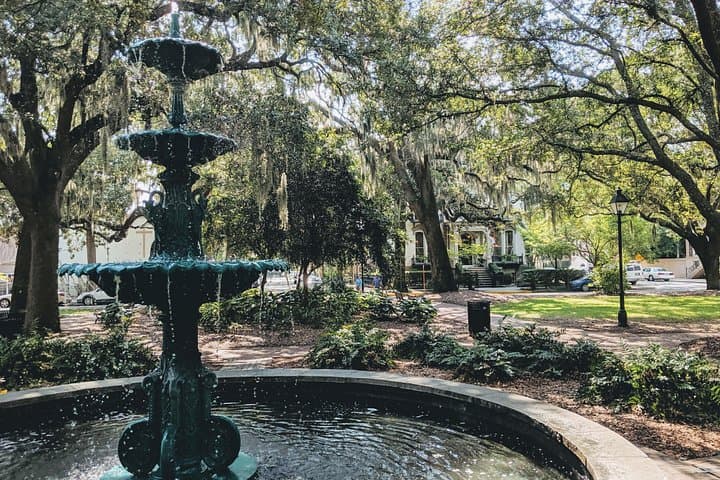 Private Tour of Savannah's Historic Squares, Victorian District & Bonaventure Cemetery photo 2